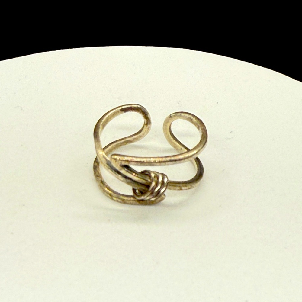 Barbed Wire Knot Ring